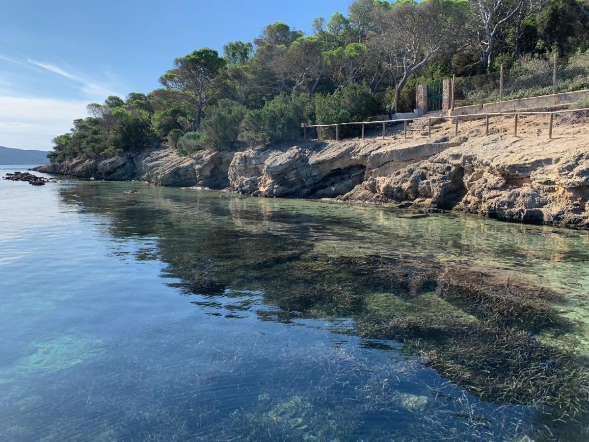 Villa Aquamarina Pavoncella Rossa Porto Pino Buitenkant foto