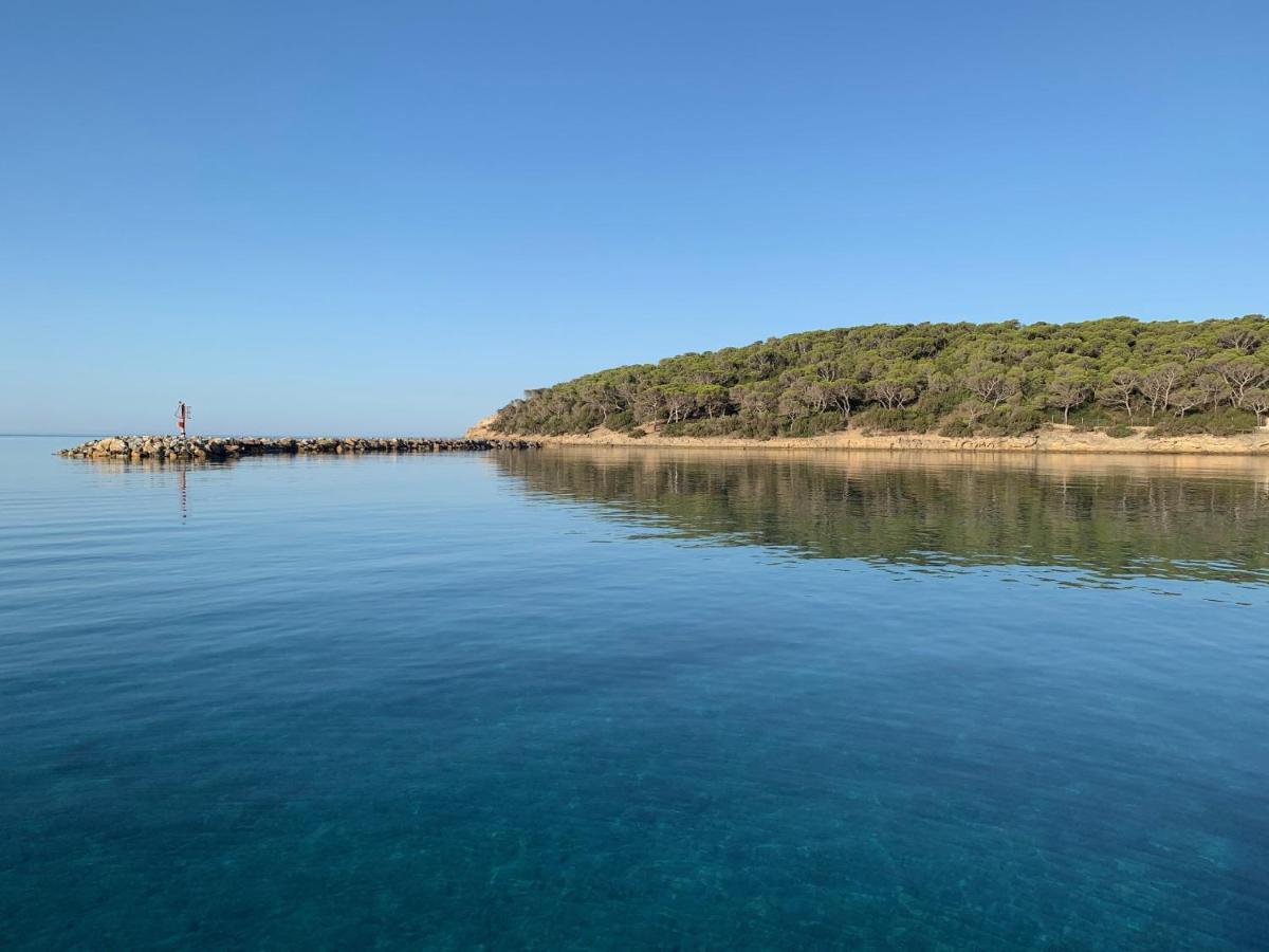 Villa Aquamarina Pavoncella Rossa Porto Pino Buitenkant foto