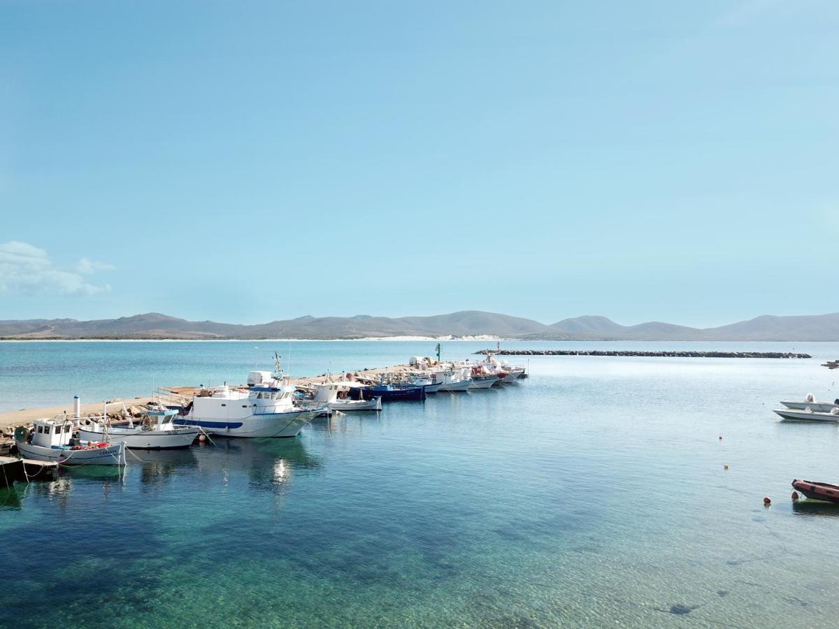 Villa Aquamarina Pavoncella Rossa Porto Pino Buitenkant foto
