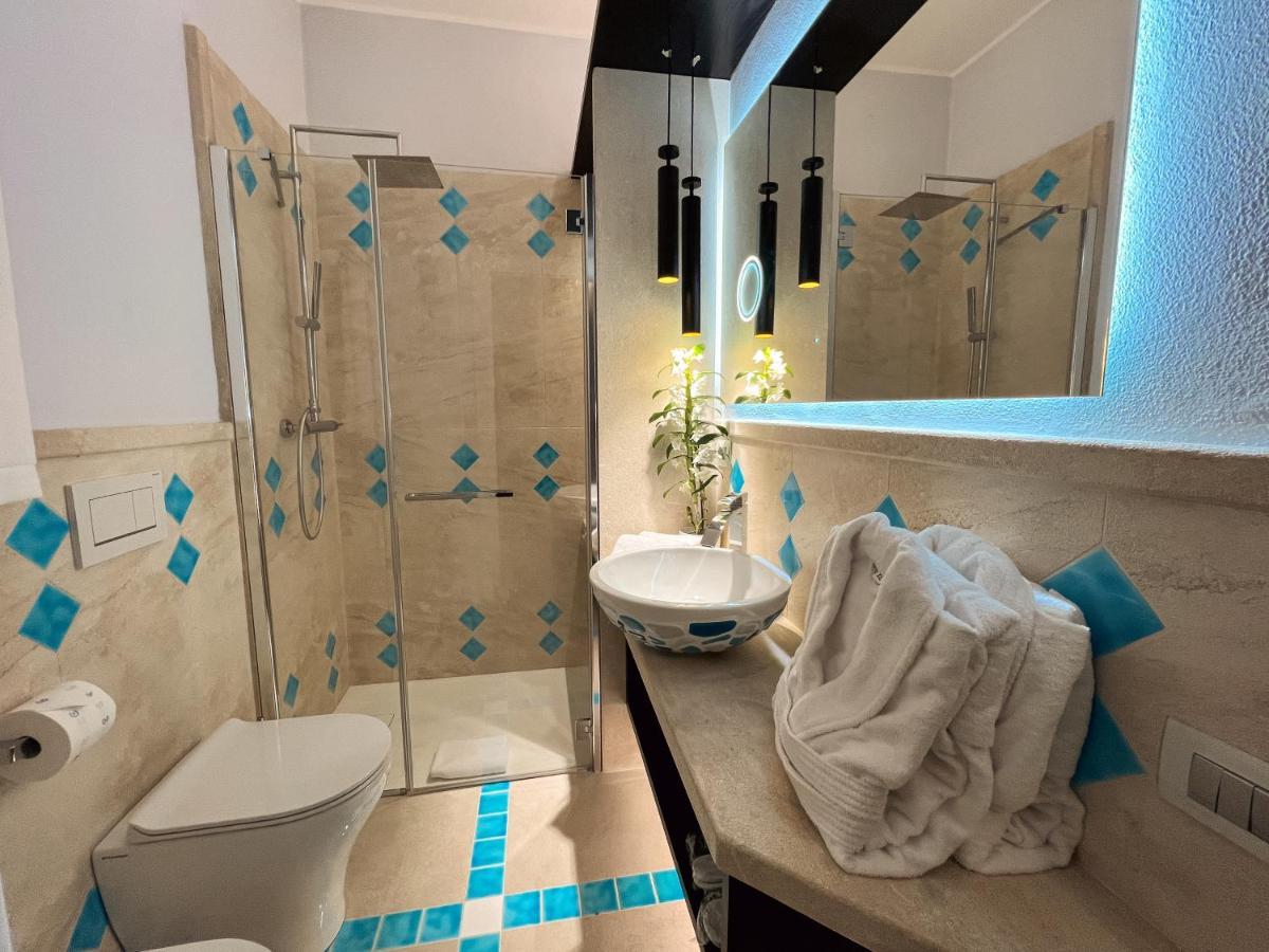 Villa Aquamarina Pavoncella Rossa Porto Pino Buitenkant foto