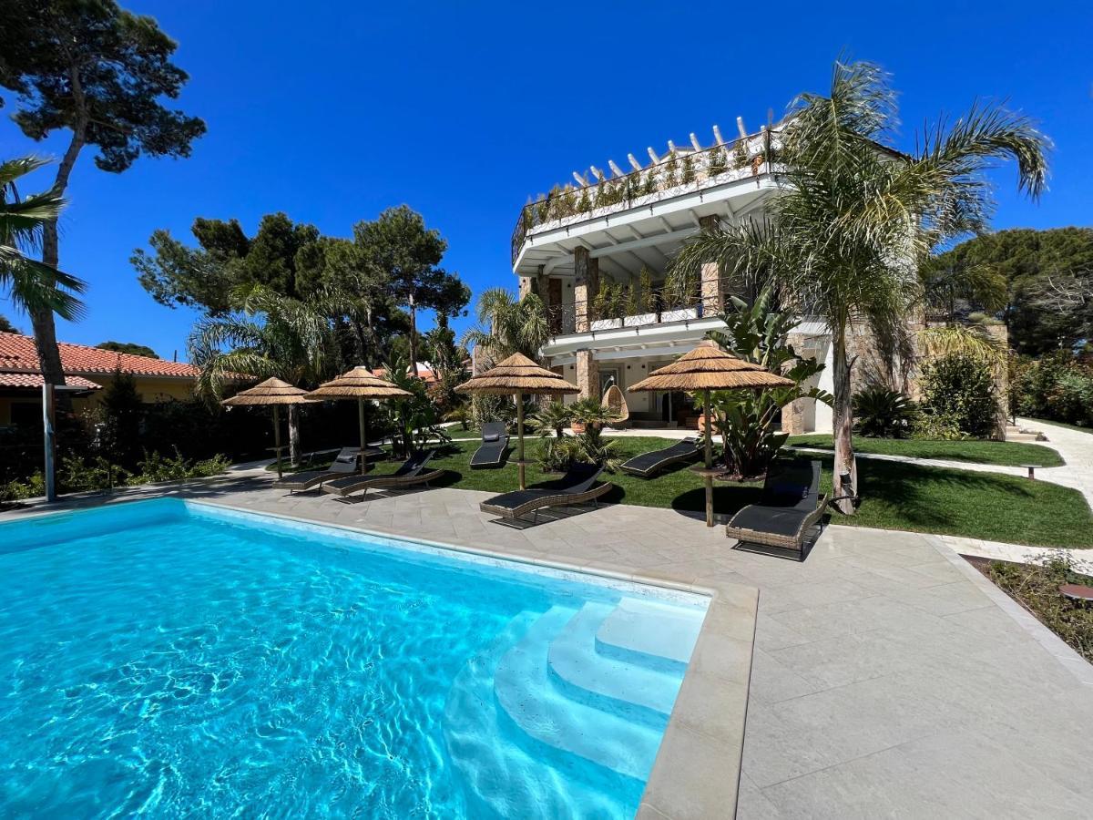 Villa Aquamarina Pavoncella Rossa Porto Pino Buitenkant foto