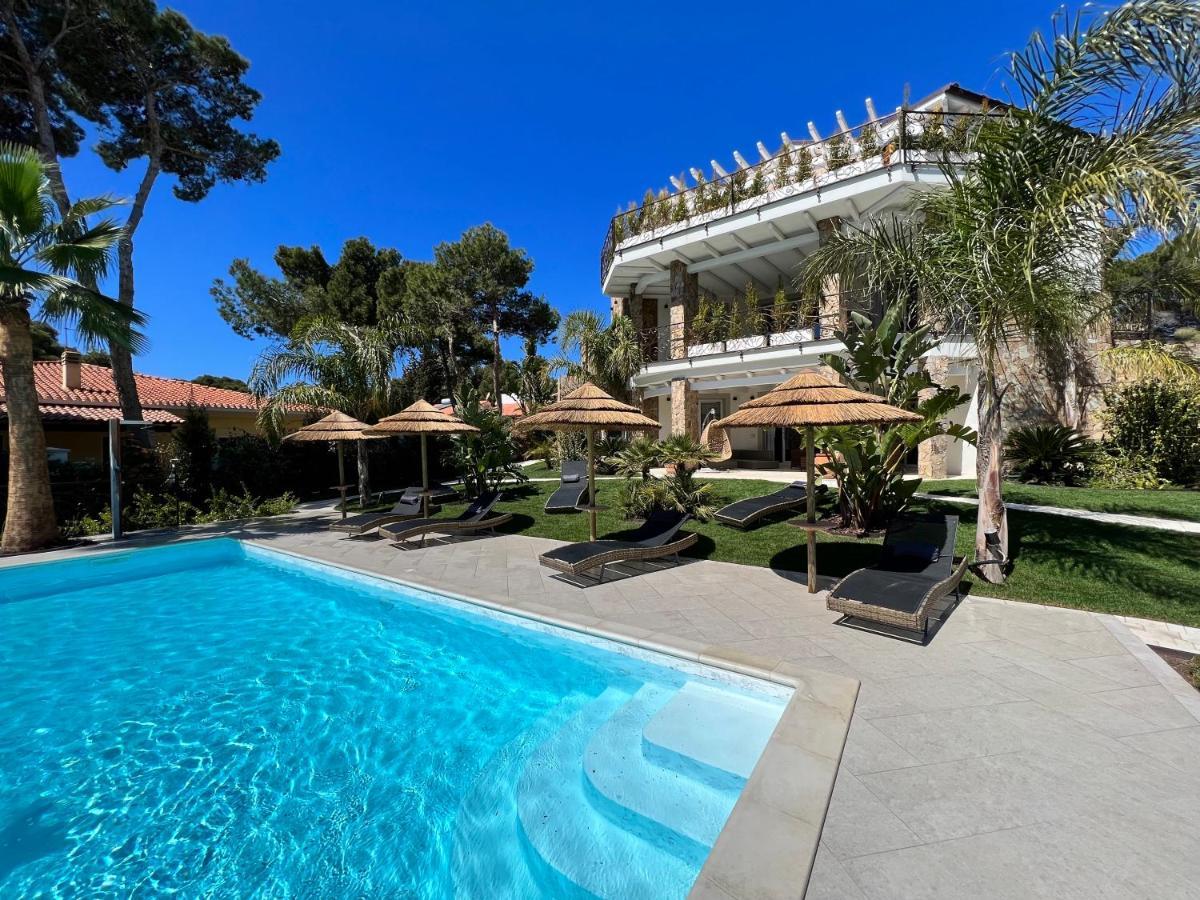 Villa Aquamarina Pavoncella Rossa Porto Pino Buitenkant foto