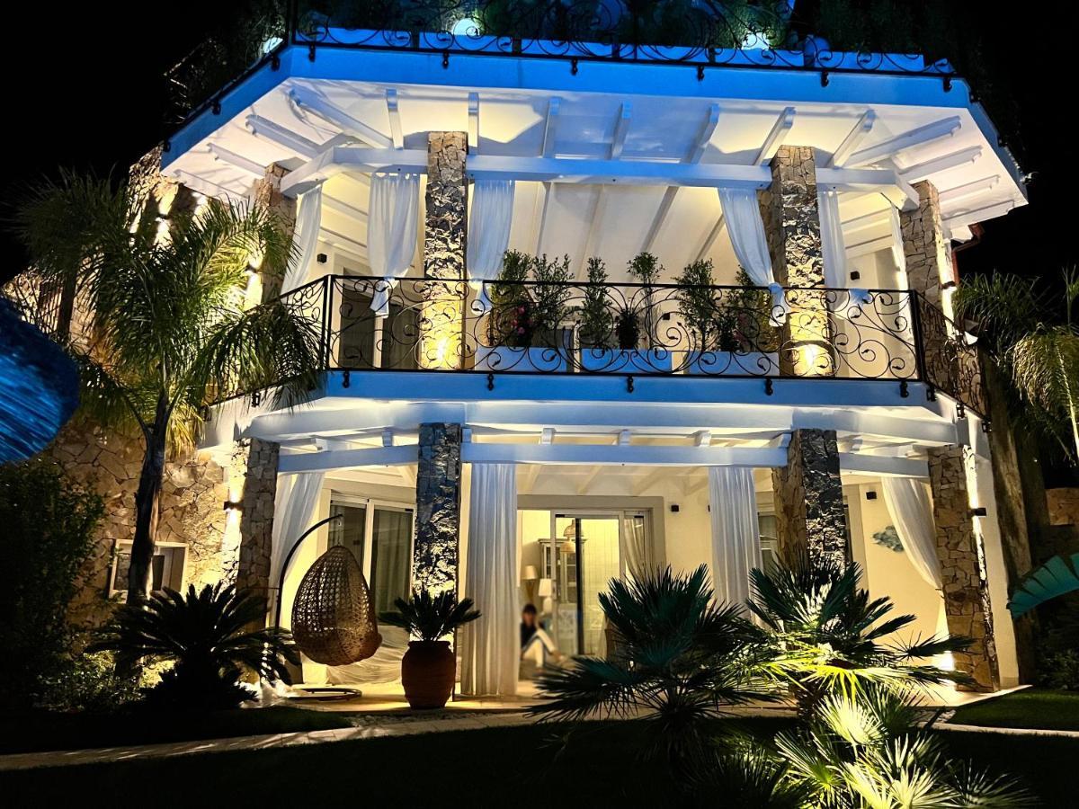Villa Aquamarina Pavoncella Rossa Porto Pino Buitenkant foto